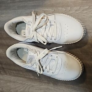 Ladies white and silver puma shoes